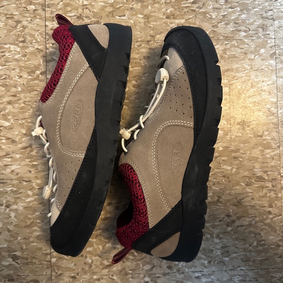 Keen Jasper Rocks - Picture 2 of 4